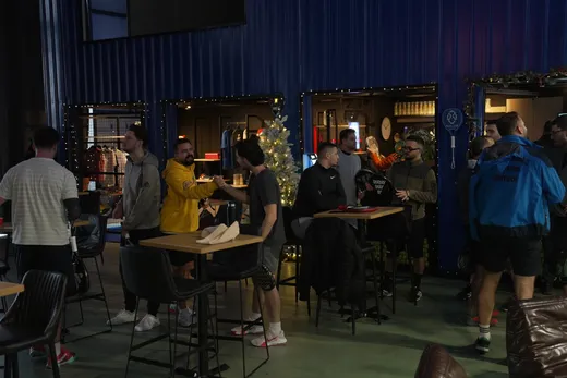 The bar at Padel Zone full of players after a tournament